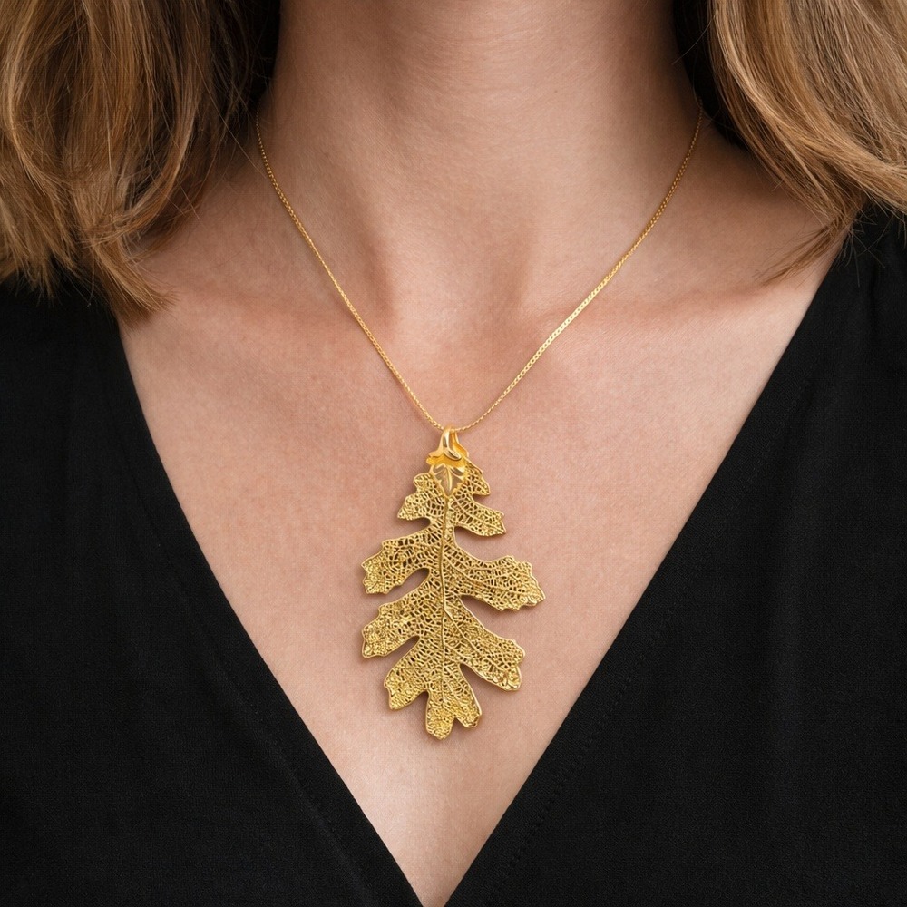 Vintage Gold Tone Oak Leaf‎ Pendant Necklace Large Filigree Skeleton Leaf Boho